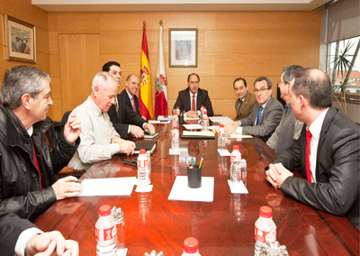 El Gobierno regional da por «revocado» el convenio para la piscina olímpica de Torrelavega