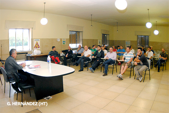 Sniace acudirá a la carrera nocturna de Eon para protestar por su situación y por la factura eléctrica