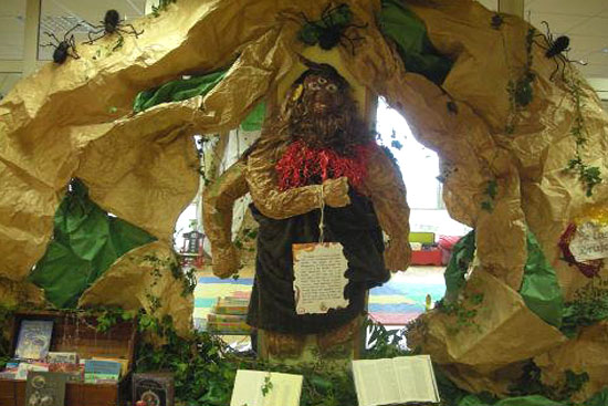 El Cuegle y las brujas son los protagonistas de la Noche de Difuntos en la biblioteca de Suances