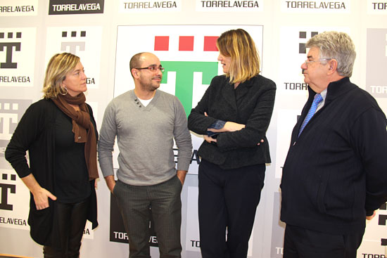 El programa “Ni un mayor sólo en la Navidad” espera que ningún anciano pase las fiestas sin compañía NingunMayorNavidad