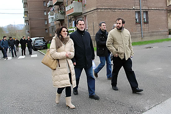 Las obras de remodelación de la colonia San Antonio de Ganzo comenzarán esta semana AlcaldesaSanAntonioGanzo