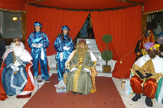 Todo preparado en Suances para recibir a los Reyes Magos, que llegarán en barco desde Oriente