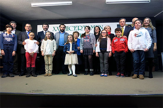 Beatriz Sánchez Villar, Adriana Sáez Bárcena y Lucía Fombellida, ganadoras del XXIII Concurso Literario José Luis Hidalgo PremiosJoseLuisIdalgo