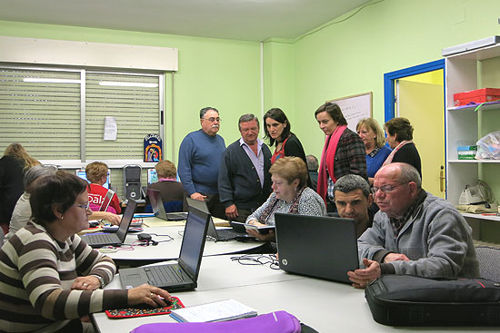 La Asociación de Pensionistas del Barrio Covadonga solicita apoyo municipal para celebrar su 25 aniversario