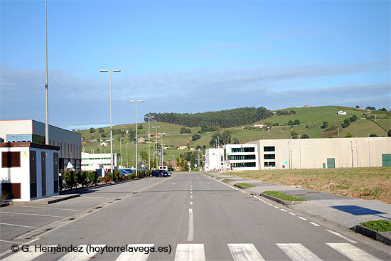 El proyecto para trasladar los talleres y almacenes municipales al polígono industrial estará acabado en mayo PoligonoTanosViernoles02