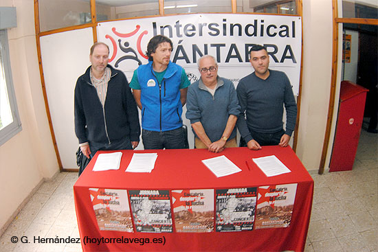 La Intersindical Cántabra celebra el 1 de Mayo con una manifestación en Torrelavega y una jornada contra el paro y la precariedad 1MayoPresen2014