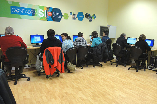 Cursos gratuitos de informática en el Centro de Comunicaciones de Suances Suancescursoinformatica