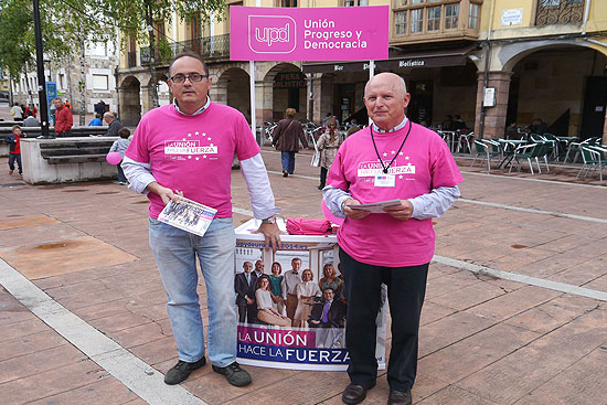 Los candidatos cántabros de UPyD a las elecciones europeas animan en Torrelavega a la participación el día 25 UPyDEuropeas2