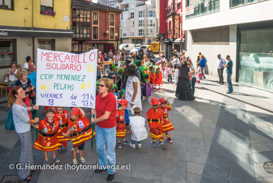 Alumnos, profesores y familias del colegio Menéndez Pelayo organizan un Mercadillo Solidario para ayudar a Cruz Roja MenendezPelayoMercadillo