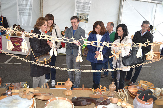 PielagosFeriaLecheinaugura