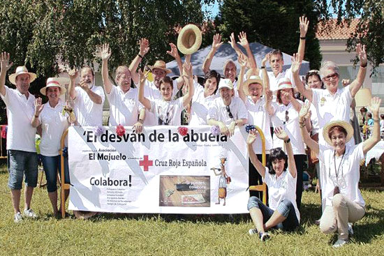 La Asociación El Majuelo colabora con Cruz Roja en las fiestas de San Ferminuco del Barrio Quebrantada AsociacionElMajuelo