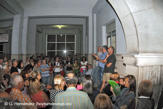 Los trabajadores votan el lunes si aceptar la primera parte del acuerdo de jubilaciones y bajas incentivadas que plantea Sniace SniaceAsamblea2407