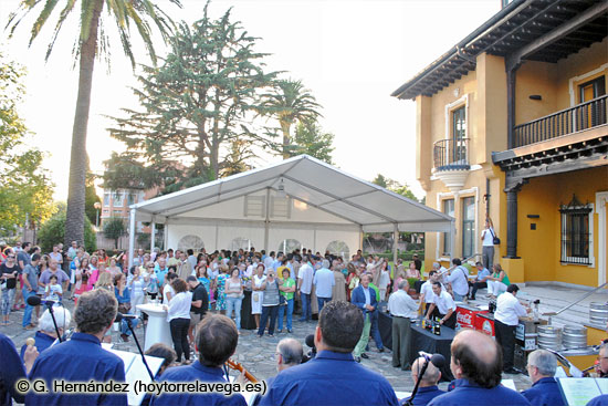 La Feria de Día y la del Hojaldre pondrán la oferta de casetas en las Fiestas de la Virgen Grande FeriaHojaldrePresentacion