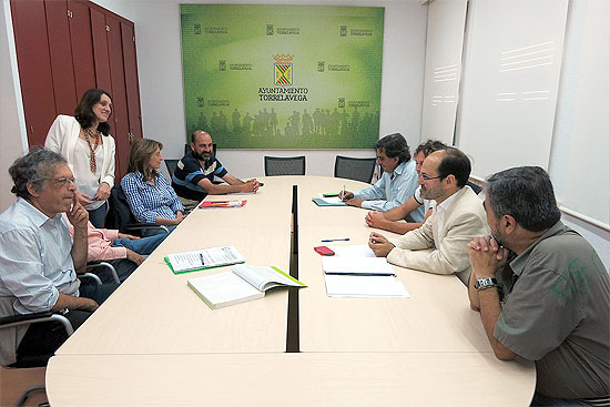 Un grupo de expertos determinará cómo combatir las especies invasoras en el municipio PlantasInvasorasReunion