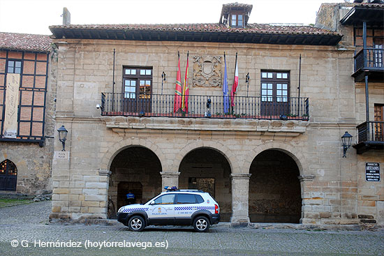 SantillanaAyto01