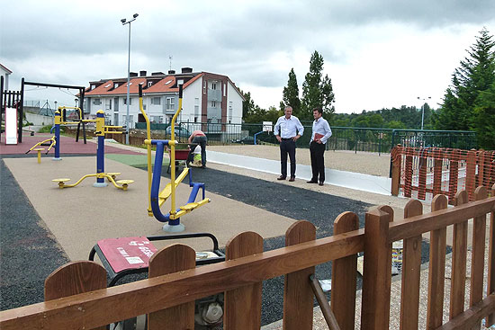El Ayuntamiento realiza trabajos de mejora en el parque de la calle San José de Hinojedo SuancesParqueSanJoseHinojed