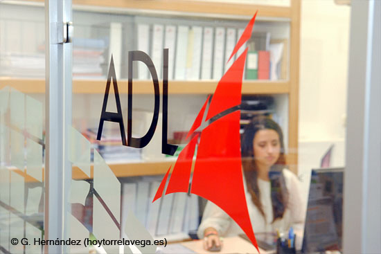 ADL04
