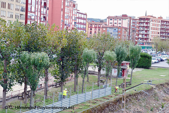 La alcaldesa califica de “lamentable” el acto de vandalismo en las obras del Centro de Emprendedores CentroEmprendedoresObras