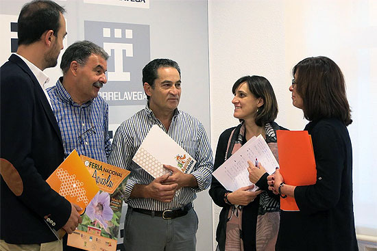 La VI Feria Apícola Nacional contará este fin de semana con la presencia de 34 expositores FeriaApicola2014