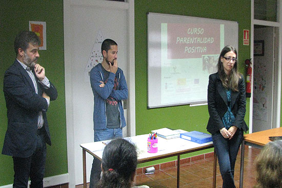 La Escuela de Madres y Padres de la Mancomunidad Altamira-Los Valles aporta herramientas para la educación de los hijos MancoAltamiraEscuPadres