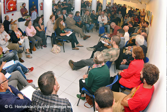 ReunionIzquierdaTorrelavega0910