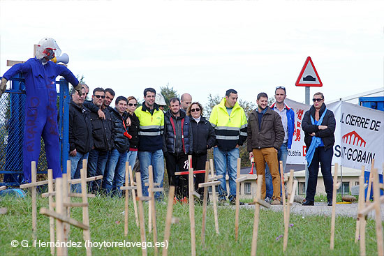 El comité de Saint-Gobain se reúne con Diego para pedirle que tome medidas para evitar el cierre SaintGobainConcen1811