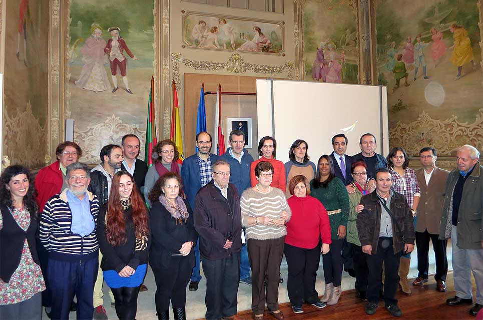 Homenaje en el Día del Voluntariado a los inscritos en la Oficina Municipal de Participación Social DiaVoluntariado2014