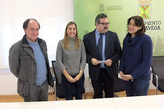 El ganador del Premio de Historia Manuel Teira afirma que ha sido un reto “enriquecedor e ilusionante” PremioManuelTeira2014