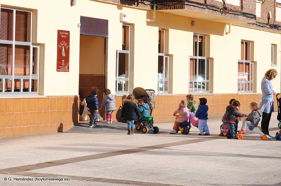 EscuelaAnjana02