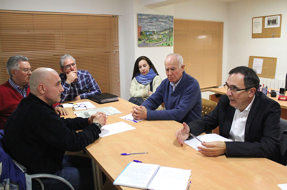 Más policía en La Inmobiliaria y soterramiento del vial junto a La Habana Vieja, prioridades del candidato socialista a la Alcaldía PSOEViaderoInmobiliaria