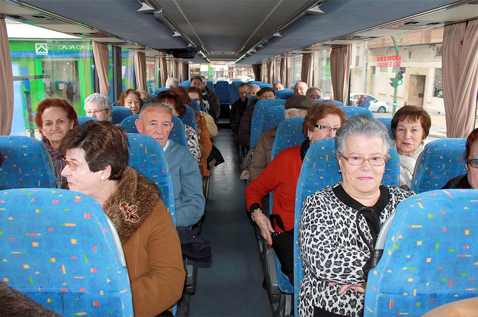 El Centro Ramiro Bustamante estrena las visitas de los mayores en el Aula de Medio Ambiente AulaMedioAmbienteMayores