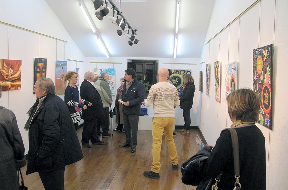 Raquel García y Agustín Rubio exponen sus pinturas en la Casa de Cultura de Polanco PolancoExposicionPintura