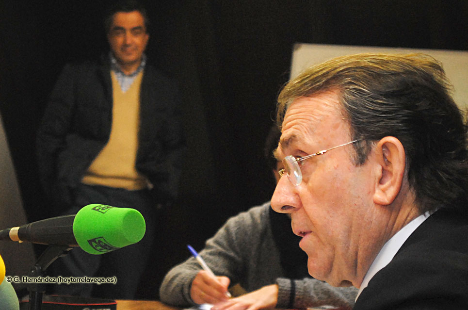 Pedro Carrera acusa a Calderón de convertir el PP en “el coche escoba que va recogiendo lo que rechaza el PRC” PPCarreraCalderonRuptura