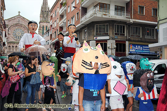 El 2 de mayo comienza una nueva edición del Taller de Cabezudos, una actividad gratuita para niños de 7 a 12 años s05