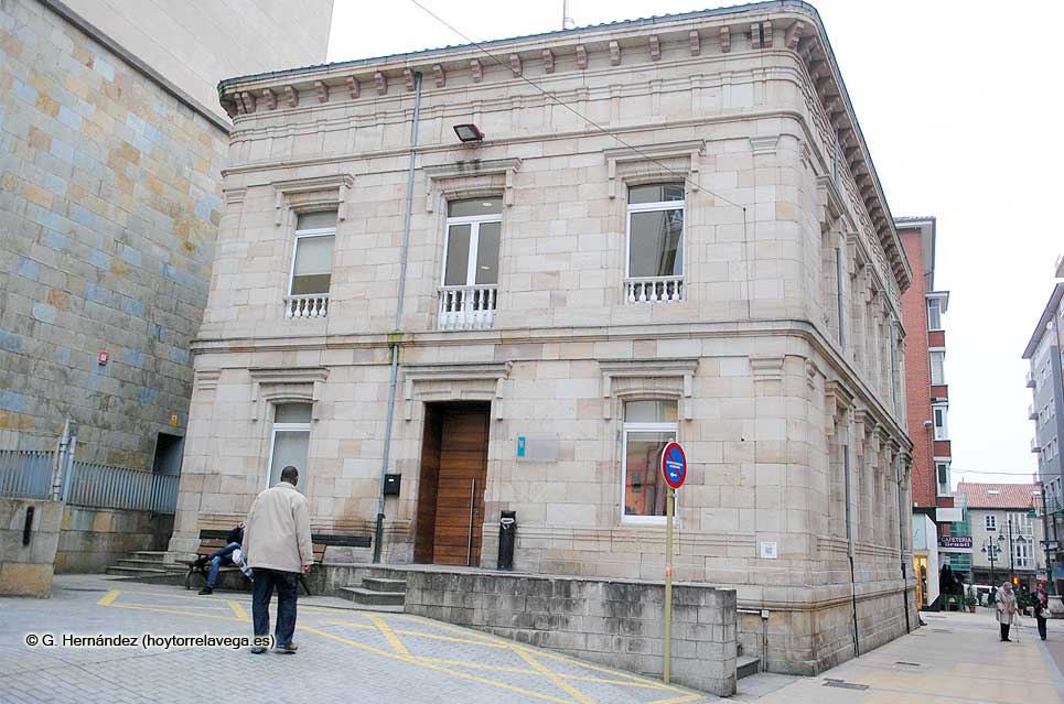 bibliotecaMunicipal03
