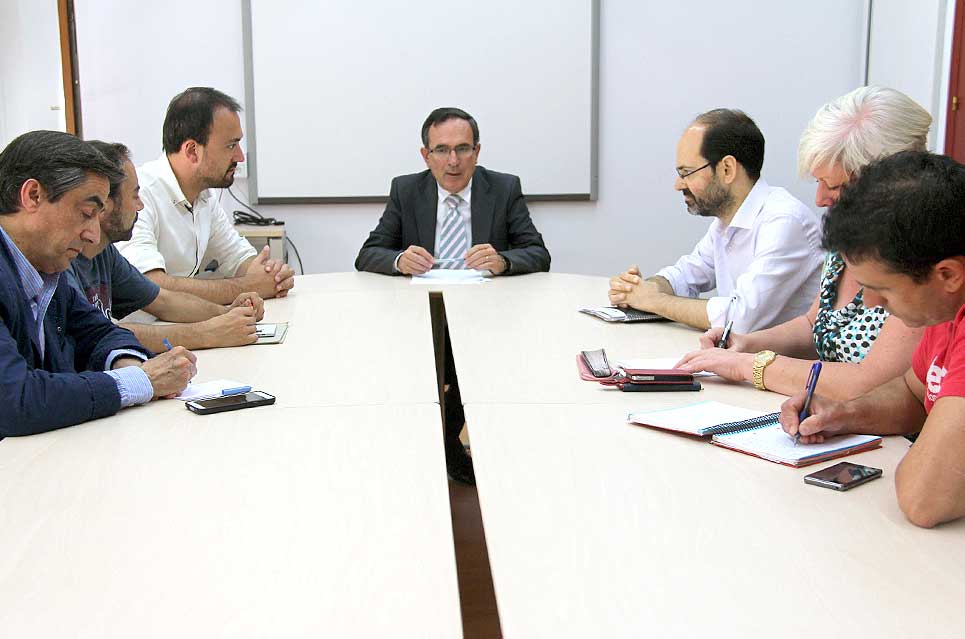 La partida para retribuciones de concejales liberados y cargos de confianza es de 591.878 euros anuales JuntaPortavoces01