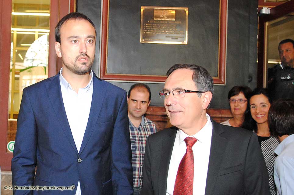 Festejos y Policía y Bomberos serán los únicos cambios sobre el reparto de áreas que ya mantenían PSOE y PRC ViaderoEstrada01