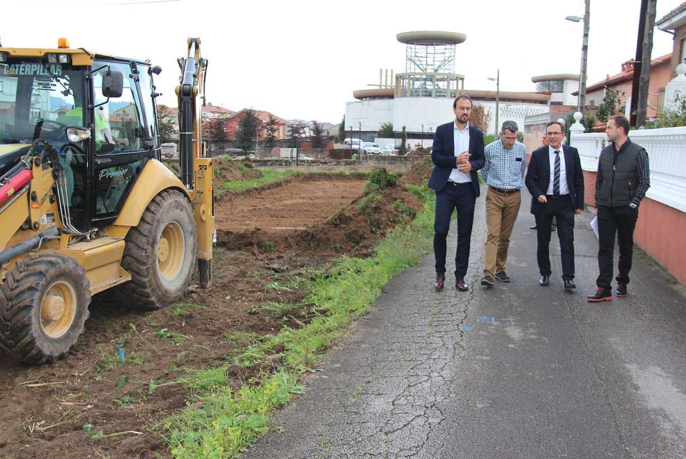 Las obras de mejora del vial que une Campuzano y el Bulevar Ronda estarán acabadas a principios de año ViaderoEstradaCampuzanovial