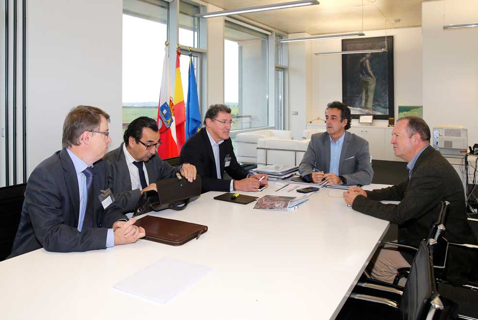 El consejero de Industria manifiesta el apoyo del Gobierno de Cantabria a la modernización de Solvay MartinSolvayReunion