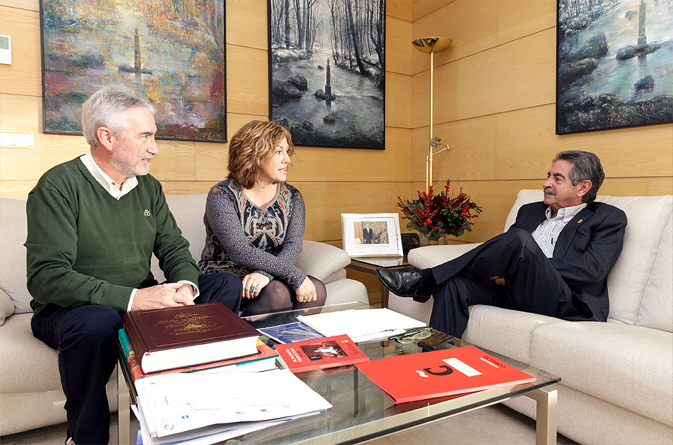 Revilla se compromete a colaborar con el congreso internacional sobre Pereda que prepara el Ayuntamiento de Polanco PolancoRosaRevilla