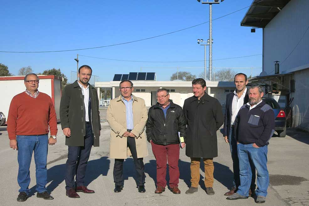 El Ayuntamiento asegura que en enero estará solucionada la falta de agua caliente en los vestuarios de los Campos de Santa Ana ViaderoEstradaSanchezTrope