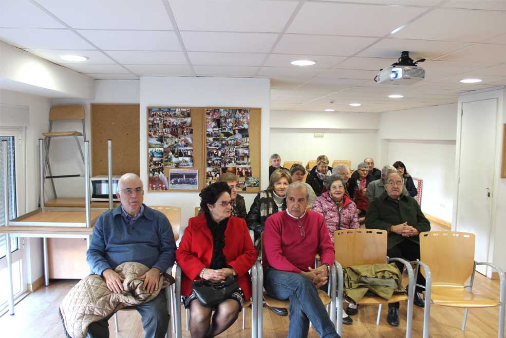 La crisis también llega a los hermanamientos y se reducen las actividades entre Torrelavega y Rochefort HermanamientosAsamblea