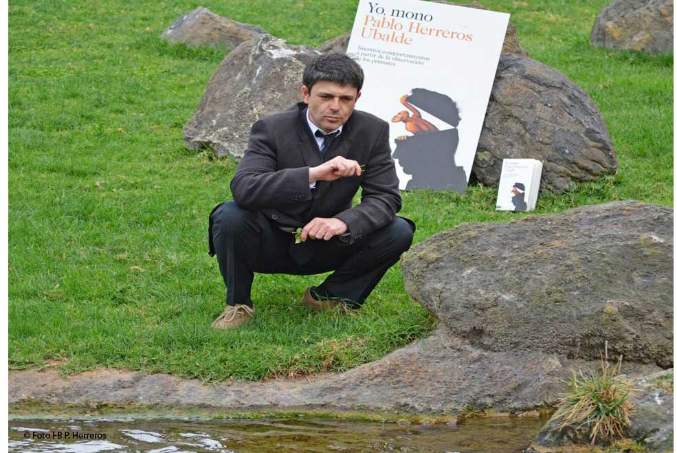 Pablo Herreros Ubalde, antropólogo torrelaveguense y autor del programa “Yo mono”, ofrece una charla en el IES Miguel Herrero PabloHerrerosUbalde