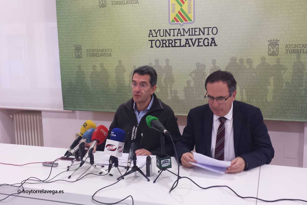 PSOE-PRC presentan un borrador de presupuesto que asciende a 50,5 millones e incrementa un 173% las inversiones ViaderoNoriega03