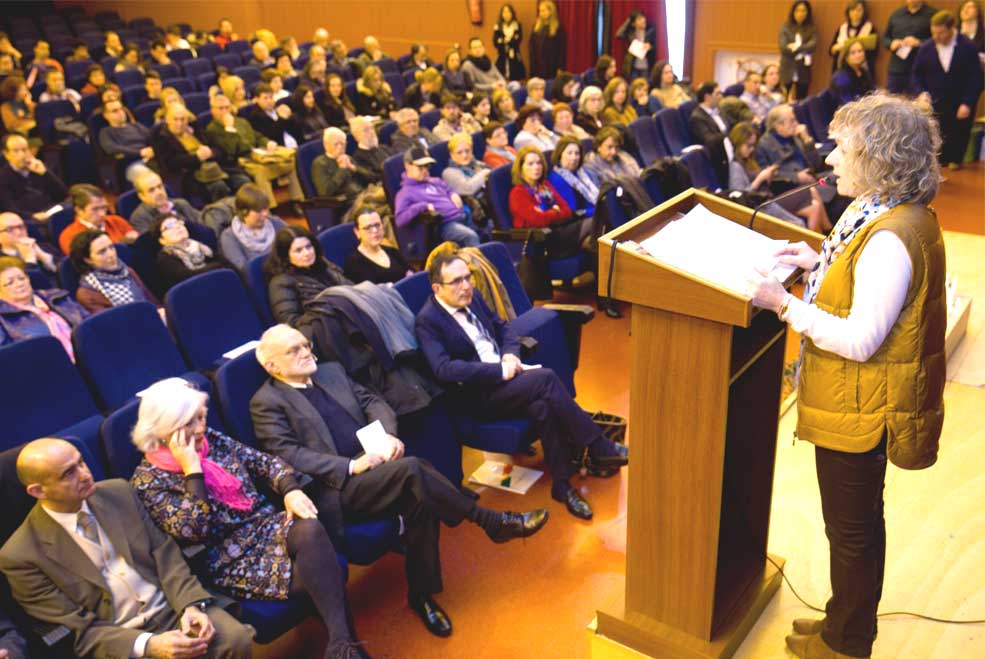 Díaz Tezanos apuesta en el foro de AMICA por una “política de cuidados” para avanzar hacia una sociedad “más justa e igualitaria” TezanosAMICAJornada