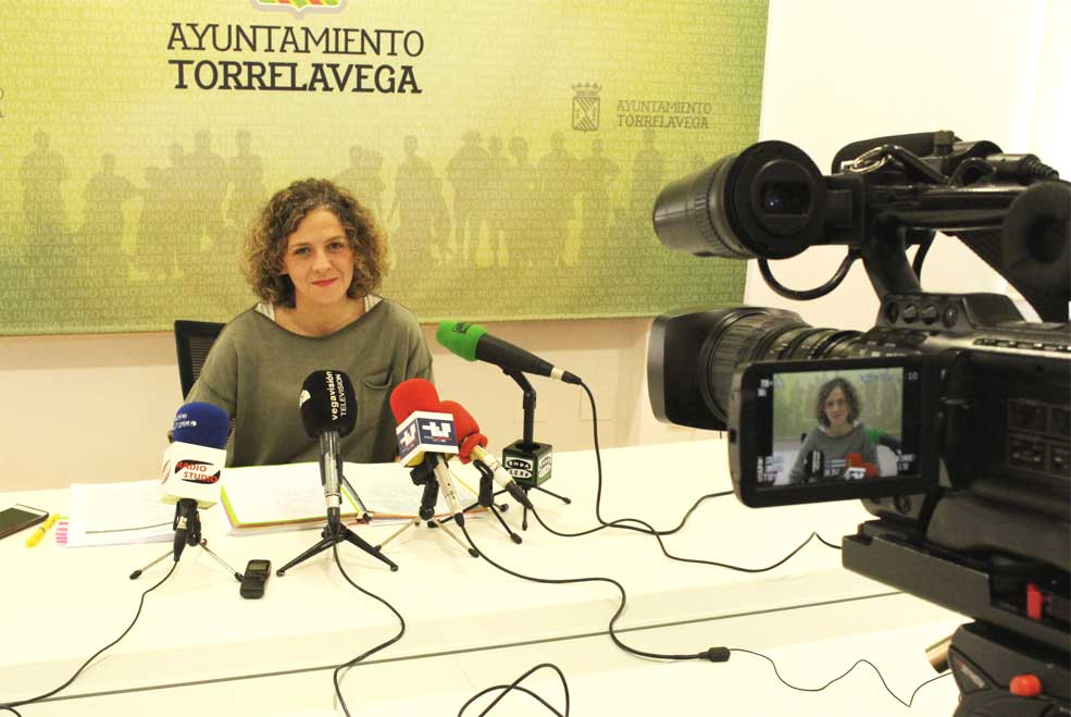 ACPT pide a Patricia Portilla que “se vaya a su casa” tras frustrar por “pasotismo” una muestra musical de grupos locales PSOEPortilla06