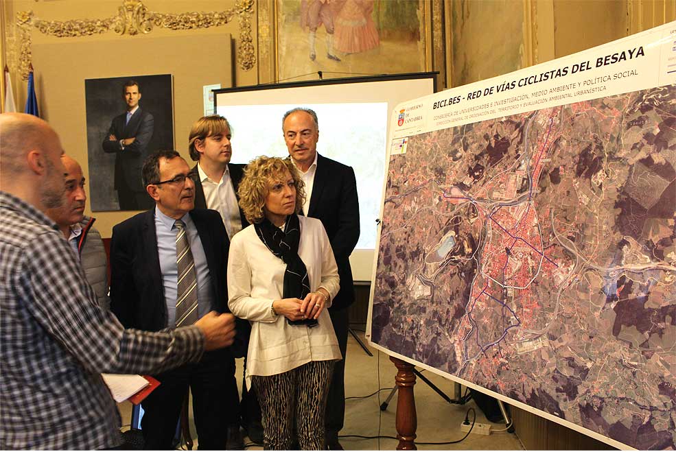 Incorporar la bicicleta a los desplazamientos laborales y cotidianos, objetivo de la Red de Vías Ciclistas del Besaya TezanosBicisBes01
