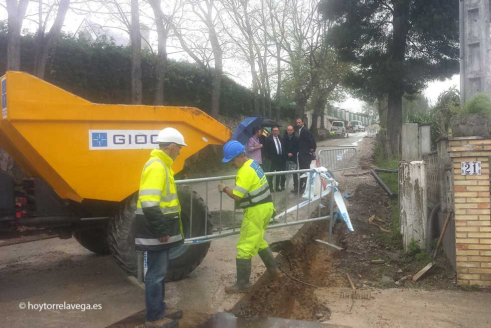 Inversión de 25.000 euros para renovar la red de abastecimiento de agua en el barrio Emilio Revuelta ViaderoObrasSanRamon