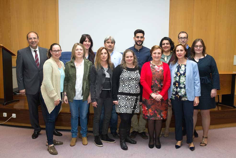 Despedida a nueve médicos que han completado el MIR en Sierrallana y homenaje al jefe de Cirugía por su jubilación SierrallanaRealResidentes