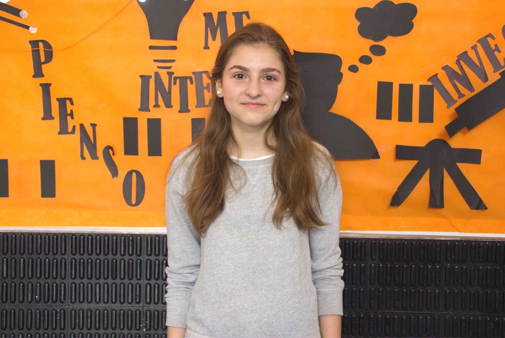 Elena Victoria Fernández, del colegio Sagrados Corazones, representará a Cantabria en la final de la XX Olimpiada Matemática colegioSSCCElenaFdez